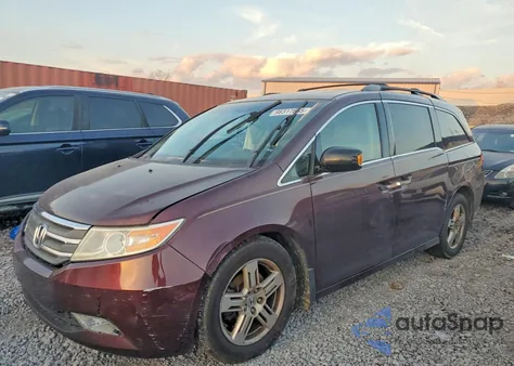 2012 Honda Odyssey Touring из США, поврежденный, VIN 5FNRL5H94CB105015